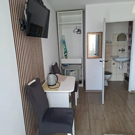 Pensjonat Gościnne 3*